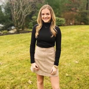 Meet your Posher, Caroline